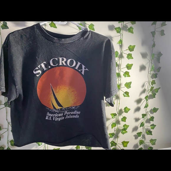 Brandy Melville Tops - BRANDY MELVILLE ST.CROIX TOP⚡️